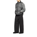 Pantalones holgados con pliegues