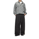 Pantalones holgados con pliegues