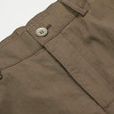 Pantalones holgados con pliegues