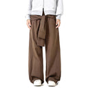 Pantalones holgados con pliegues